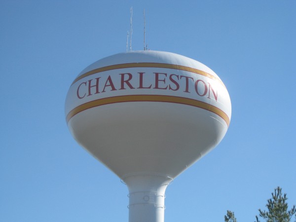 A water tower with the name of Charleston, Illinois